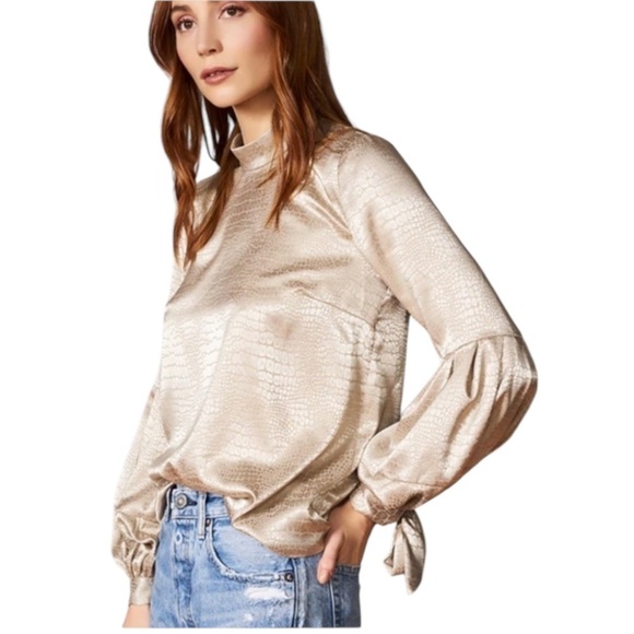 56. HUTCH Myla top xs - Picture 1 of 11